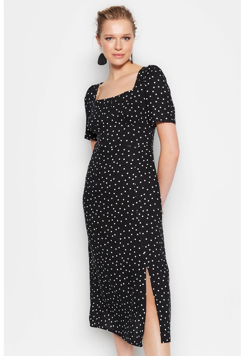 Rochie cu decolteu patrat si buline