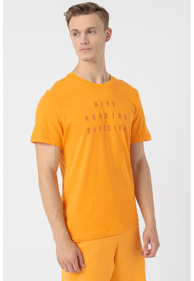 Tricou cu imprimeu logo si Dri-FIT pentru alergare
