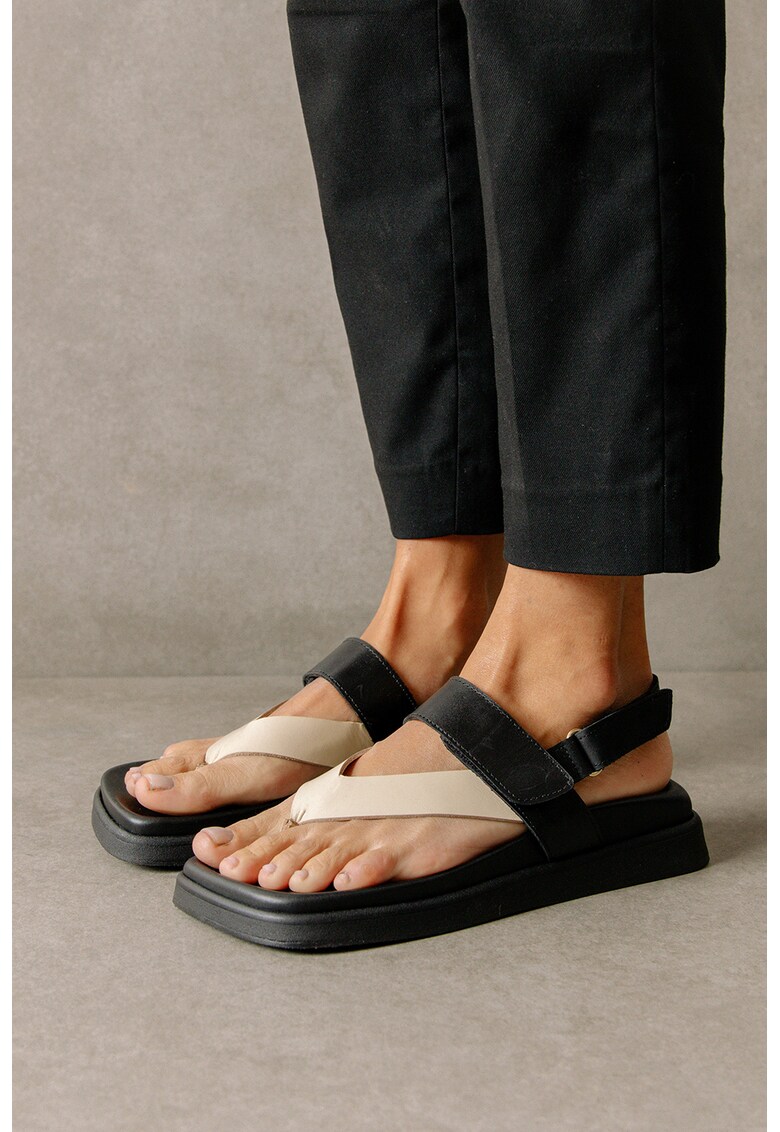 Sandale de piele cu bareta separatoare Decade FEMEI 2023-10-01
