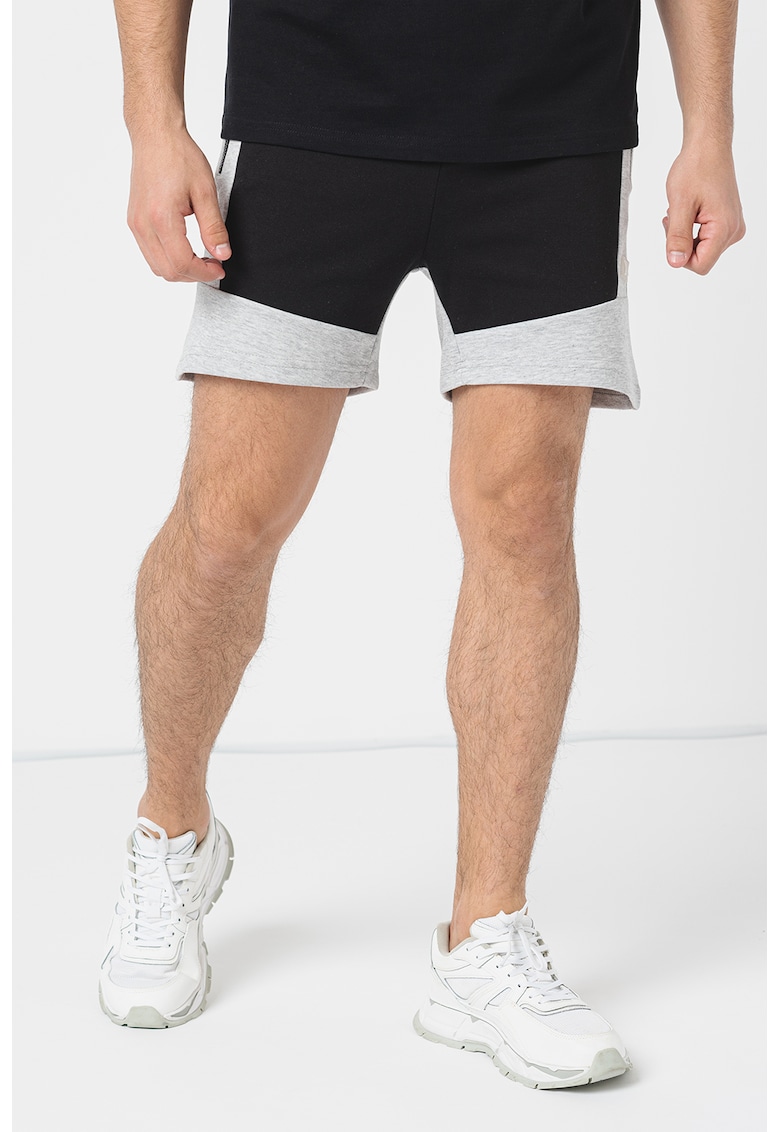 Pantaloni scurti cu snur si buzunare laterale