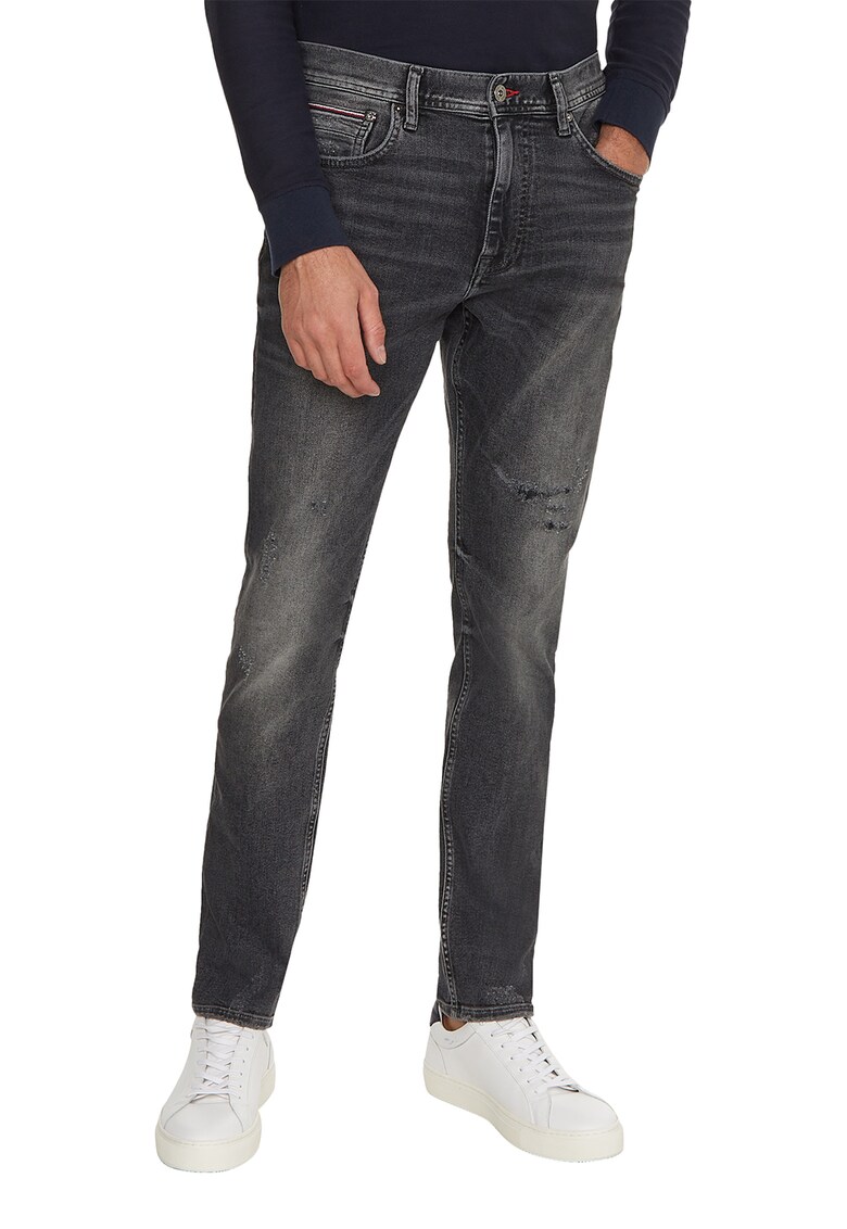 Tommy Hilfiger Скосени дънки Houston със захабен ефект за Мъже Tommy Hilfiger Скосени дънки Houston със захабен ефект за Мъже