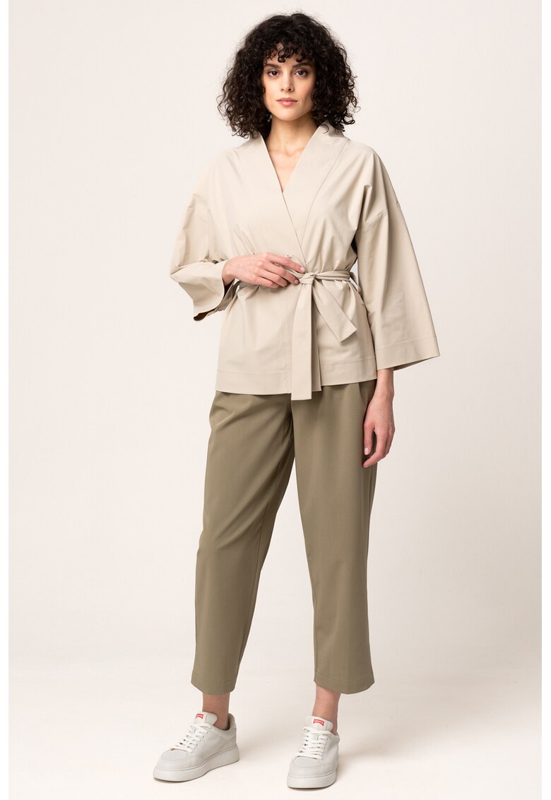 Kimono cu decolteu in V si cordon in talie