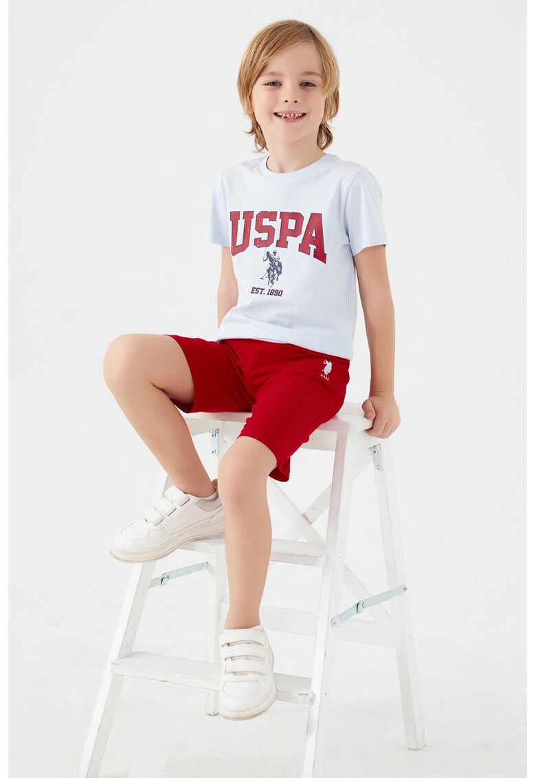 Set de tricou cu decolteu la baza gatului si pantaloni scurti - 2 piese