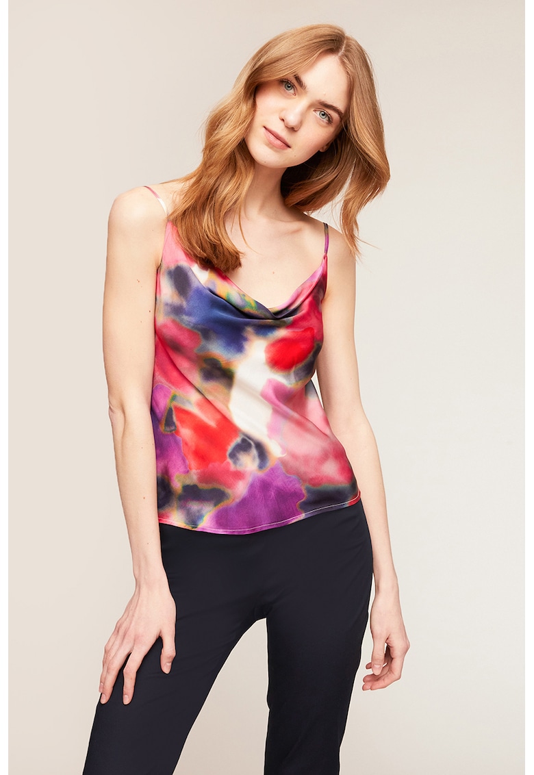 Top cu aspect de satin si model tie-dye