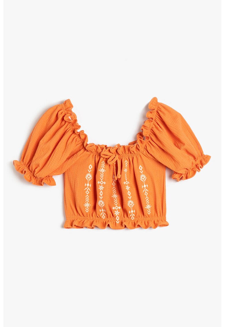 Bluza crop cu broderii