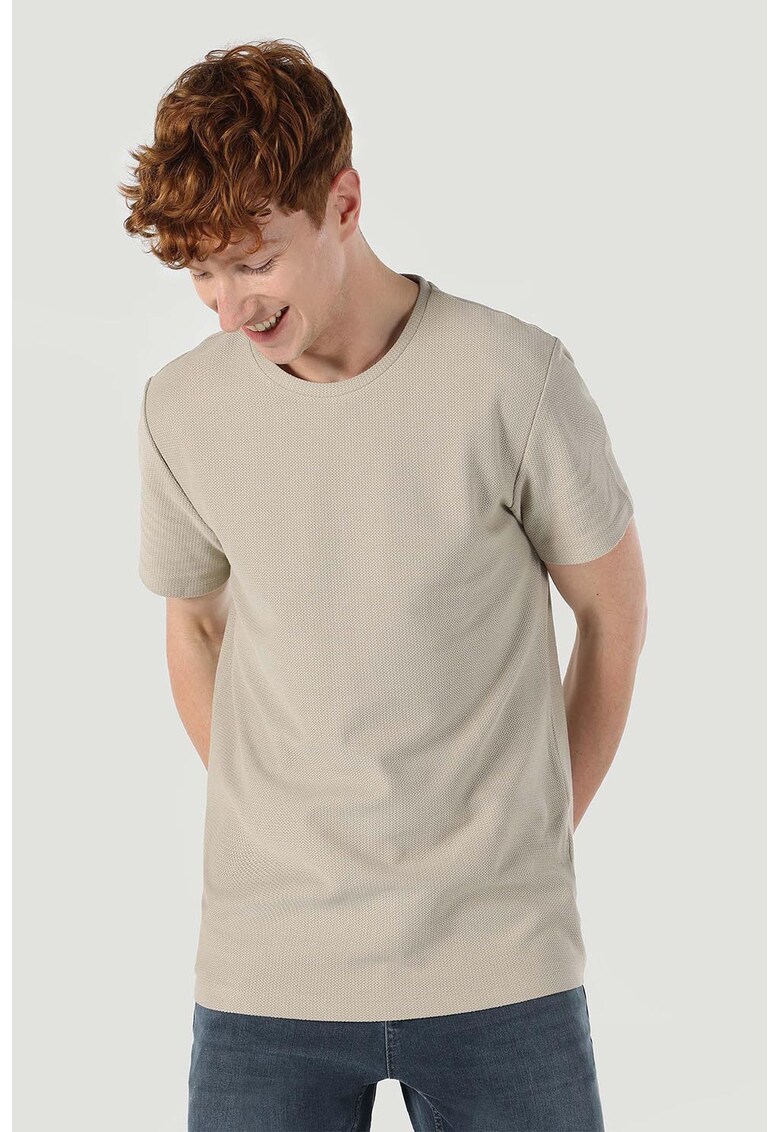 Tricou regular-fit uni cu decolteu la baza gatului - Bej deschis