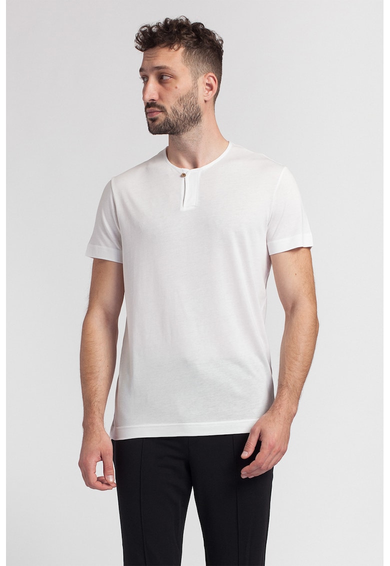 Tricou de casa din amestec de eucalipt cu decolteu la baza gatului Breeze