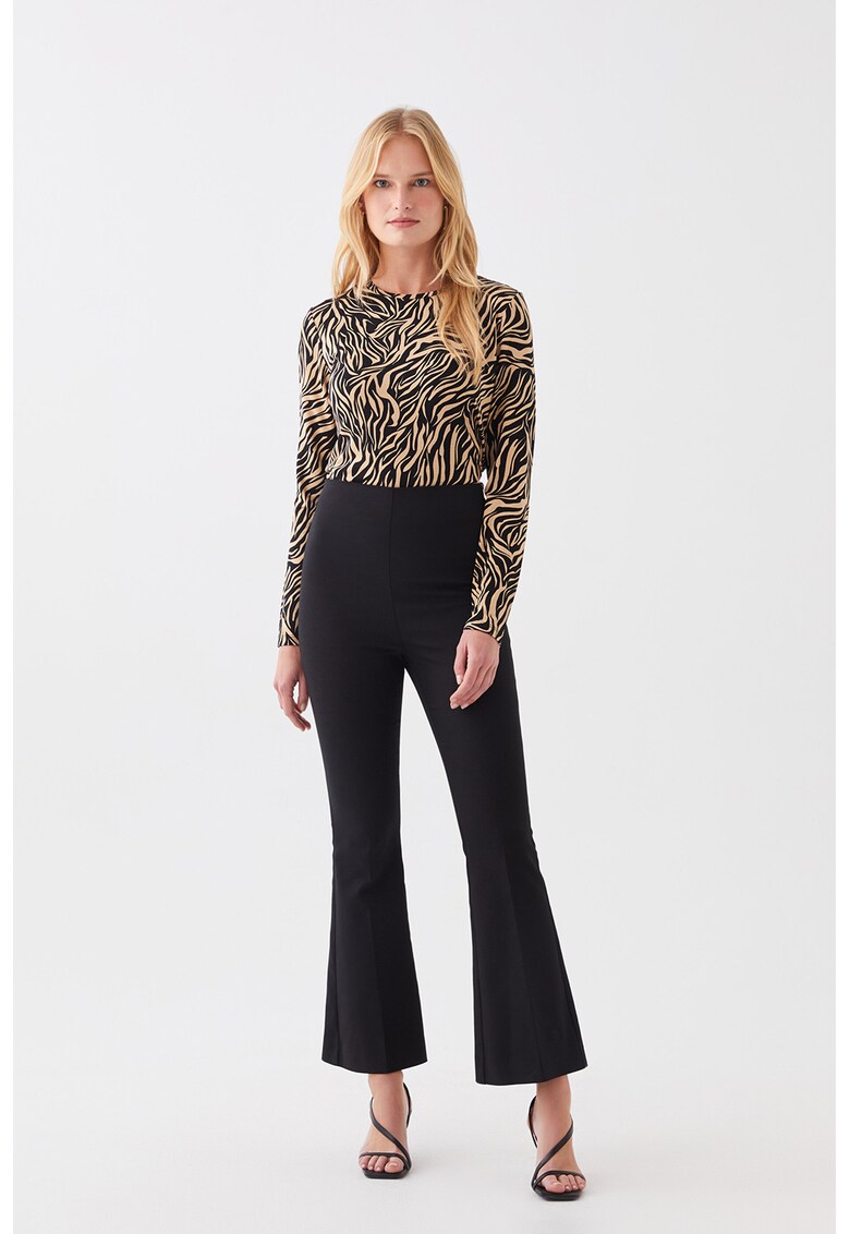 Bluza cu maneci lungi si animal print