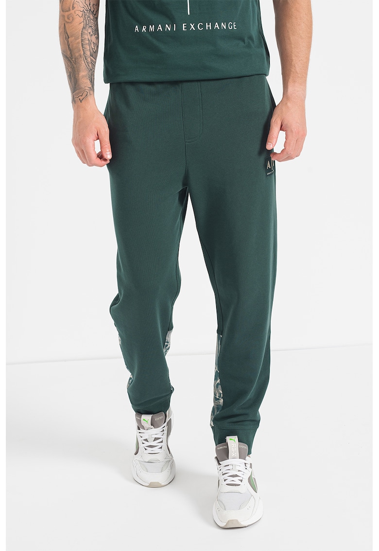 Pantaloni sport conici