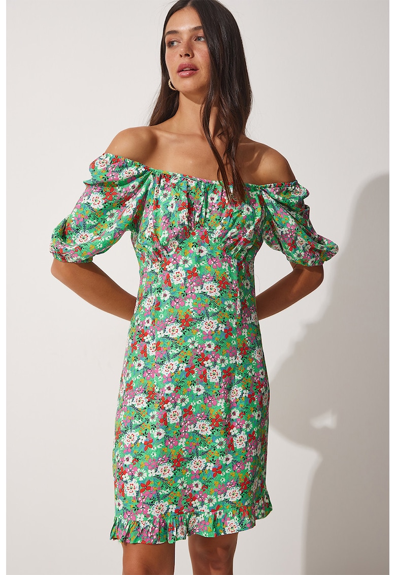 Rochie cu model floral si decolteu pe umeri