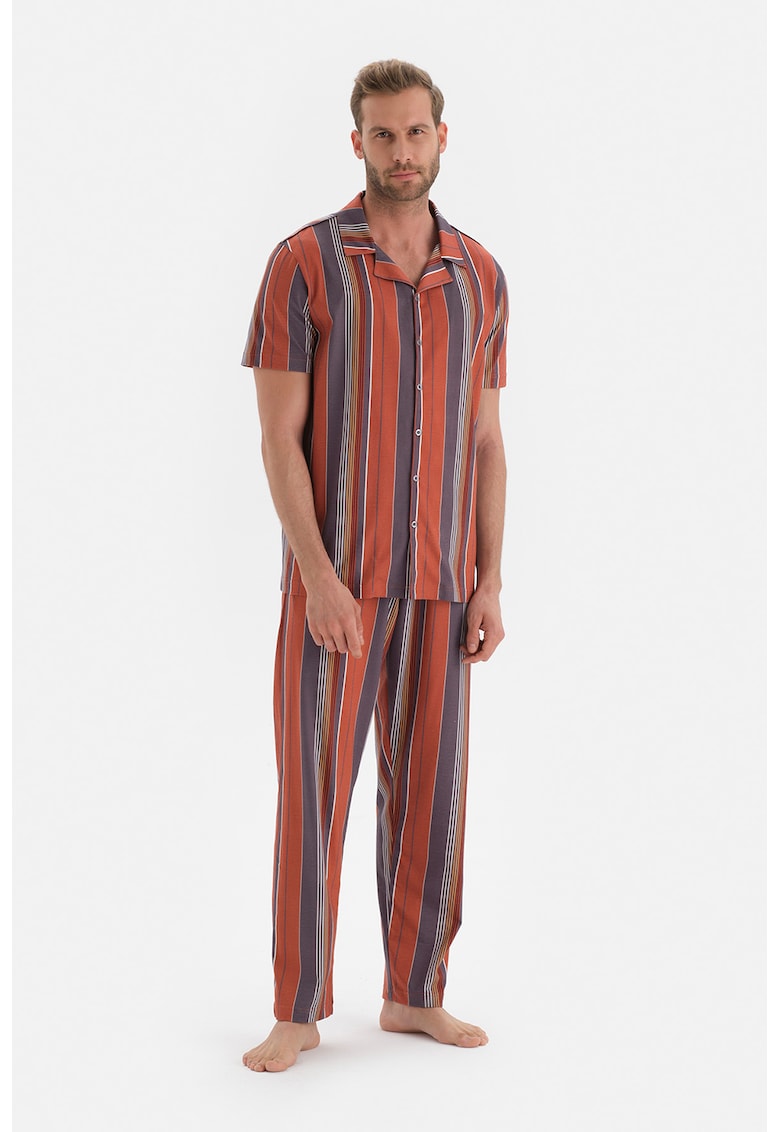 Pijama de bumbac cu dungi