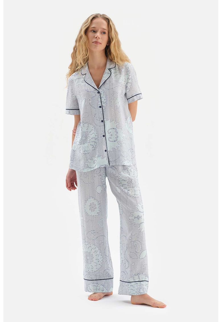 Pijama cu pantaloni lungi si imprimeu grafic baie