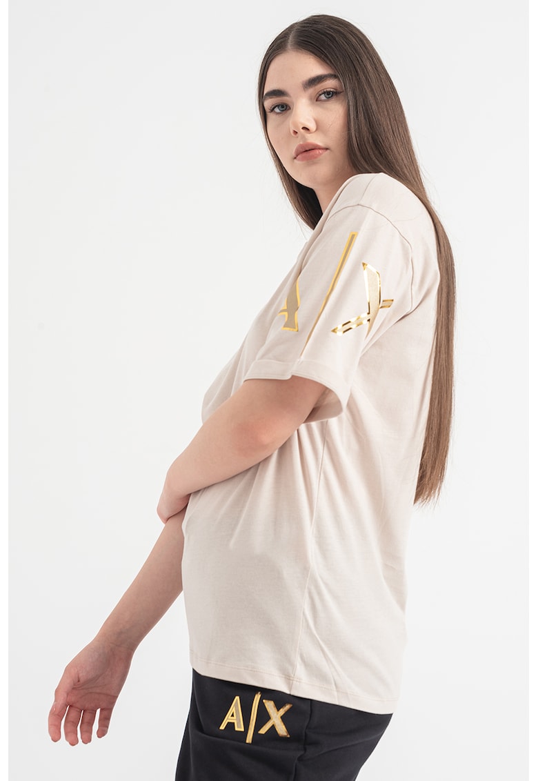 Tricou cu logo pe maneci