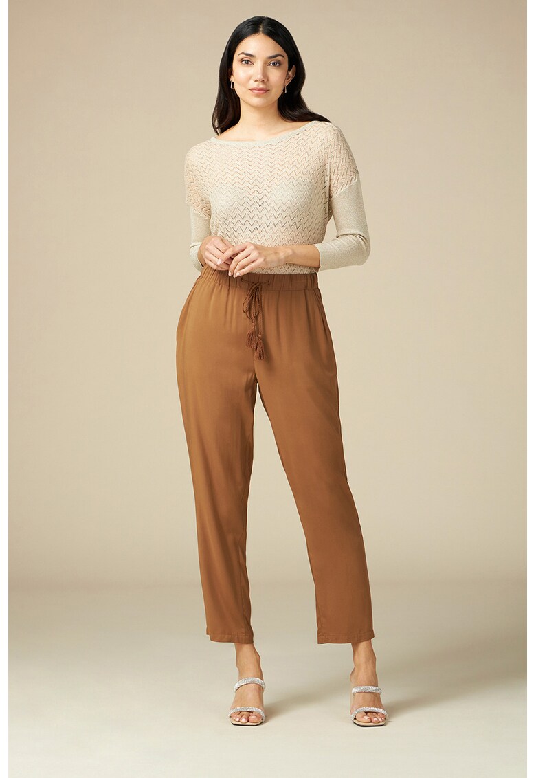 Pantaloni crop cu buzunare laterale