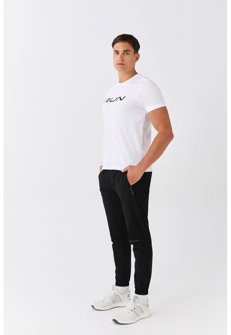 Pantaloni sport conici