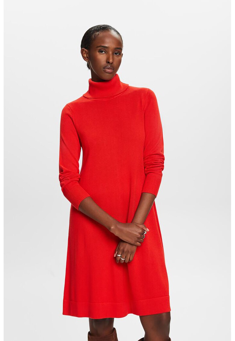 Rochie din tricot cu guler inalt