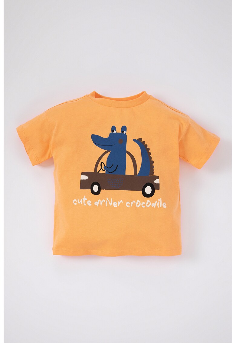 Tricou cu model grafic