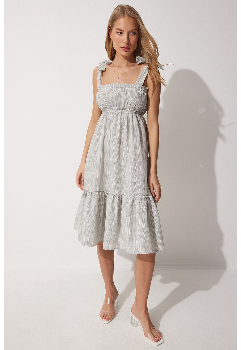 Rochie evazata cu model in dungi