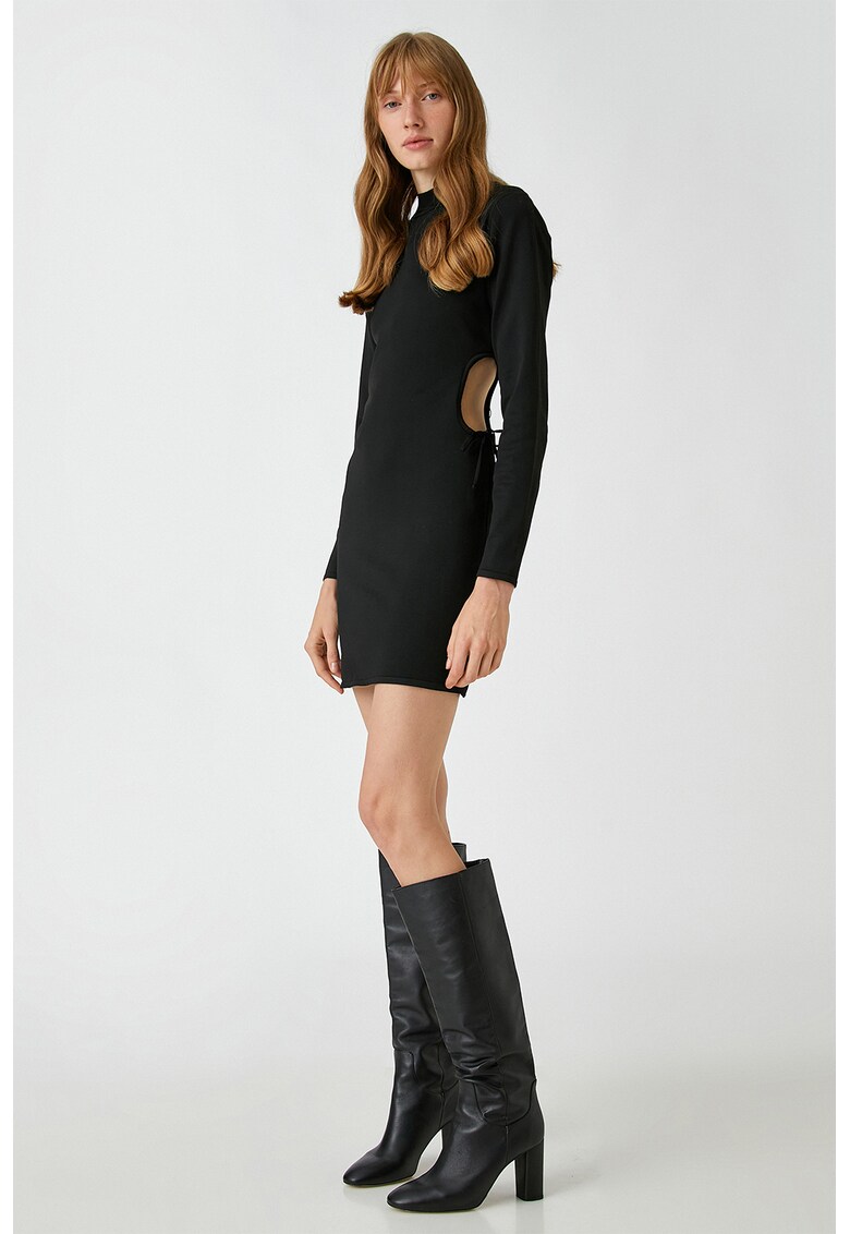 Rochie bodycon cu decupaj lateral