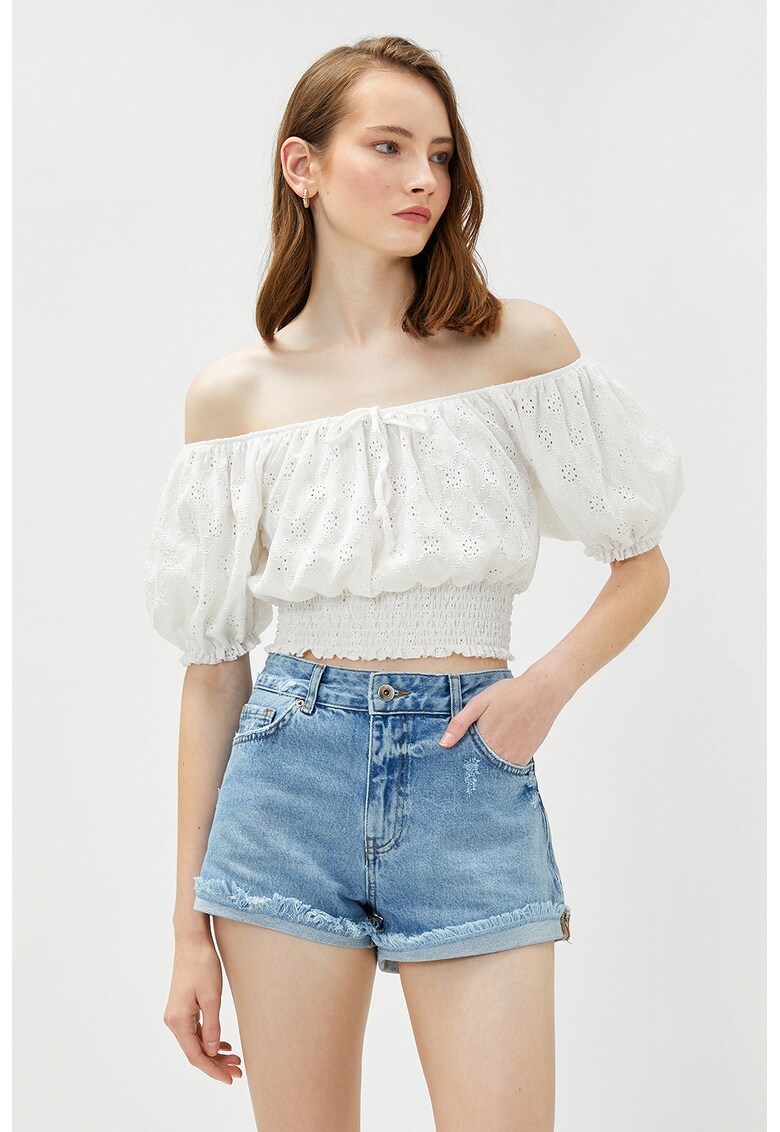 Bluza cu decolteu pe umeri