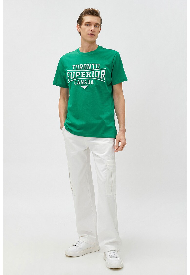 Tricou cu aplicatie text