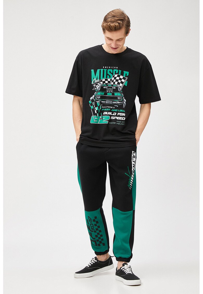 Tricou supradimensionat cu model grafic