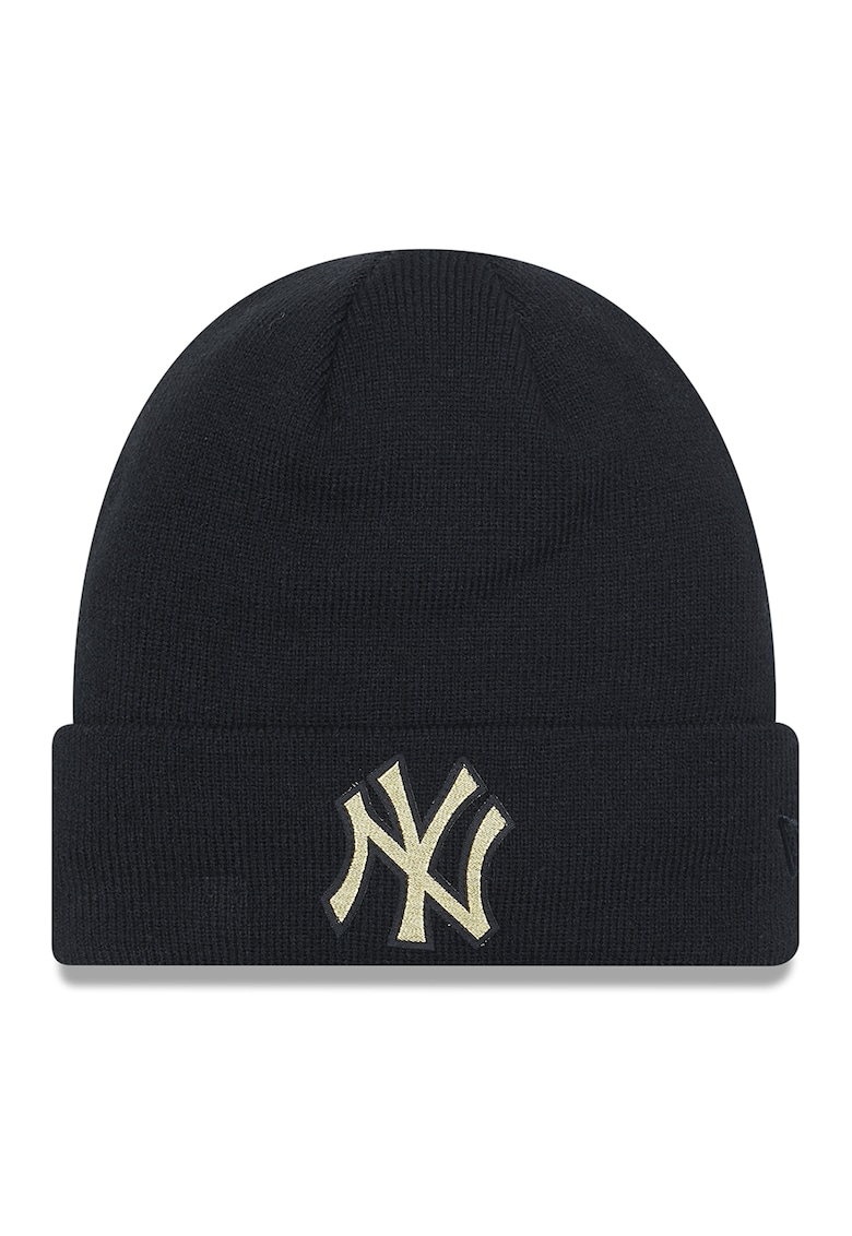 Caciula cu aplicatie logo