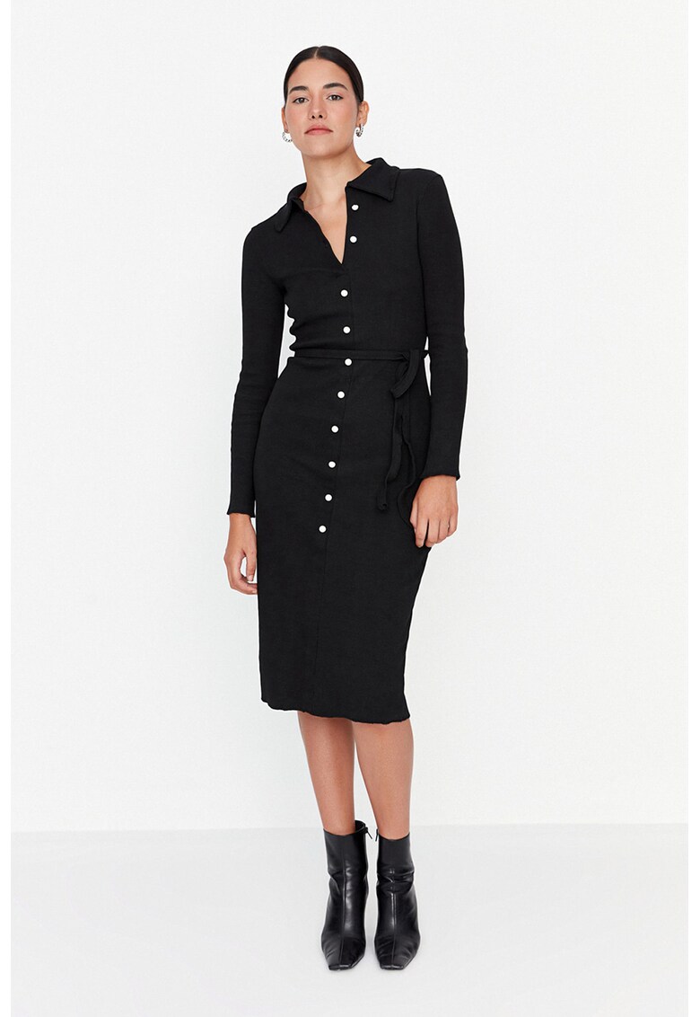 Rochie midi cu guler ascutit