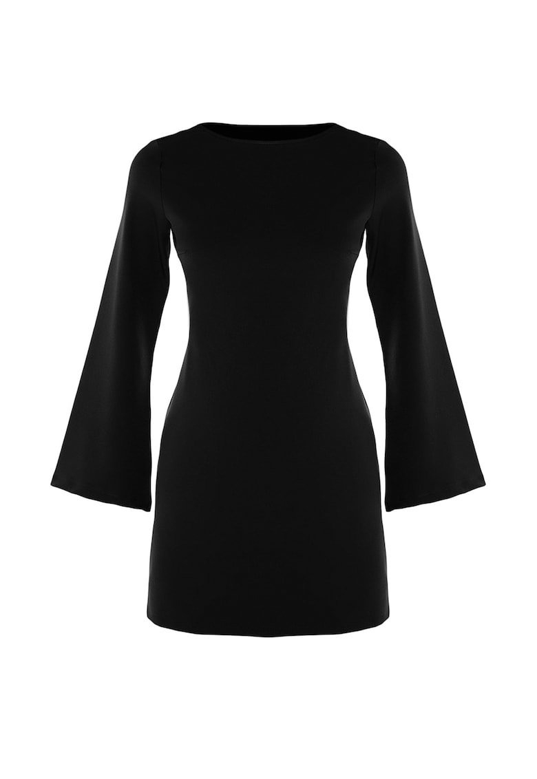 Rochie scurta cu decolteu adanc pe spate