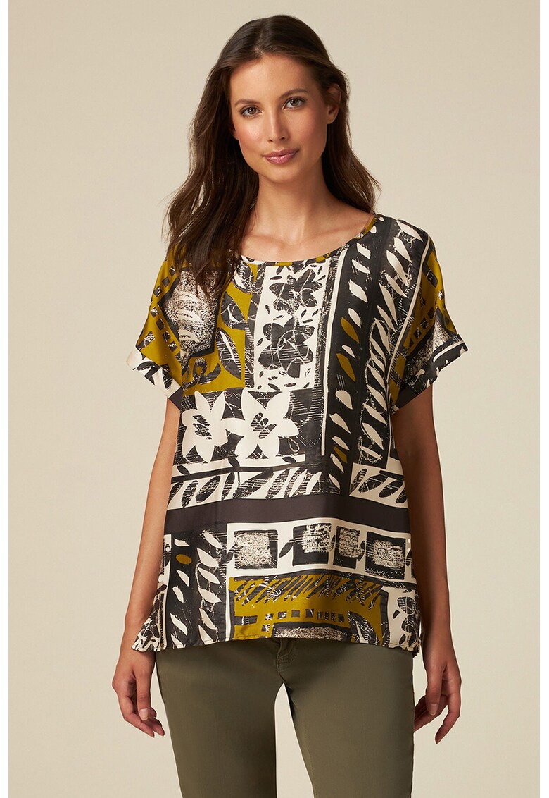 Bluza cu model si maneci scurte