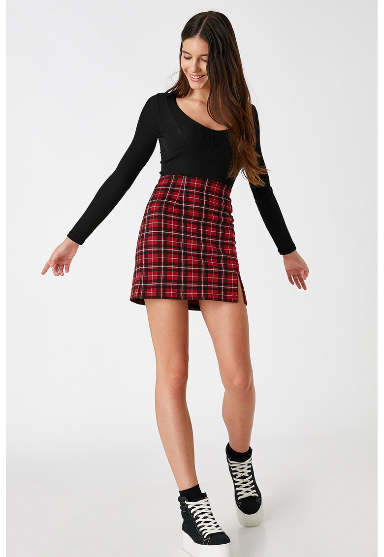 Fusta mini cu model tartan