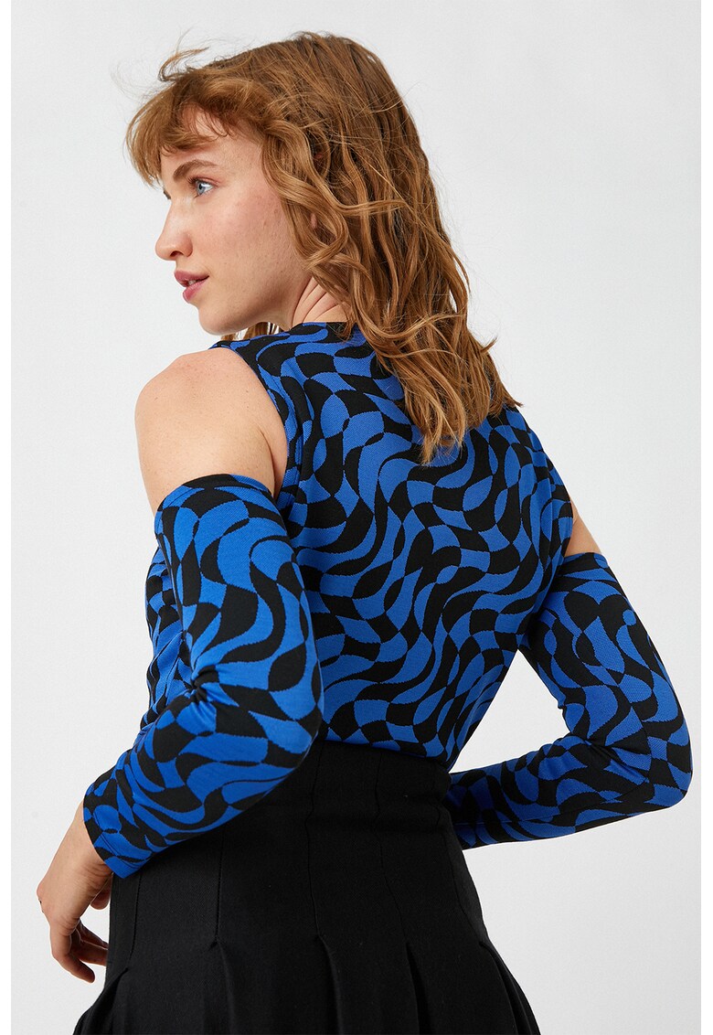 Bluza crop cu decupaj pe umar
