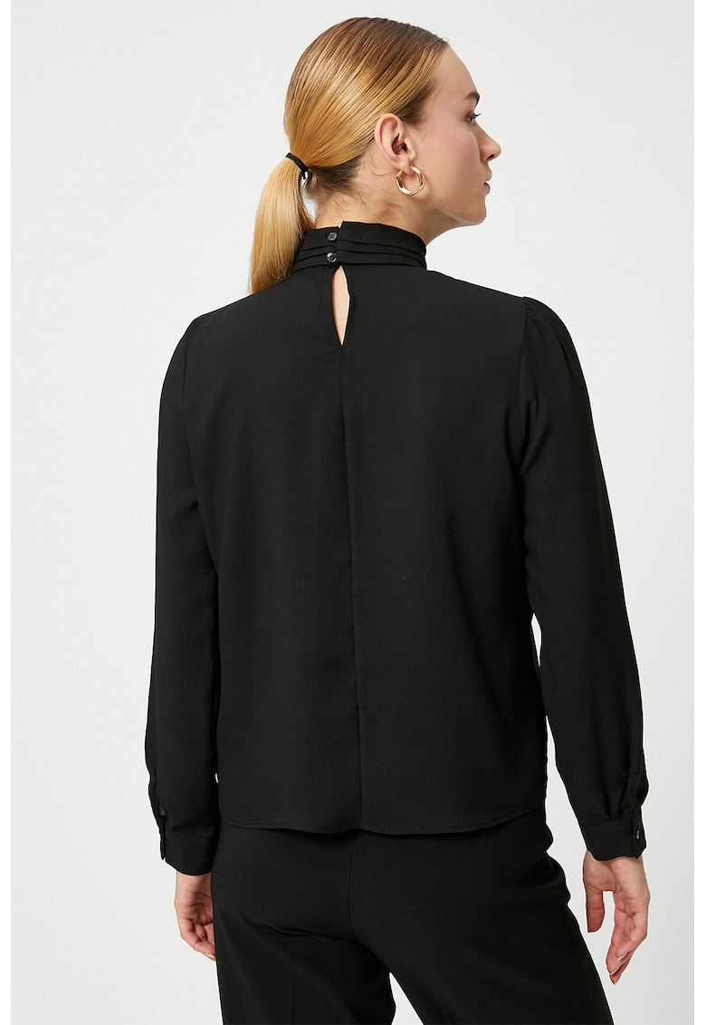 Bluza cu aspect satinat si guler cu funda din panglici