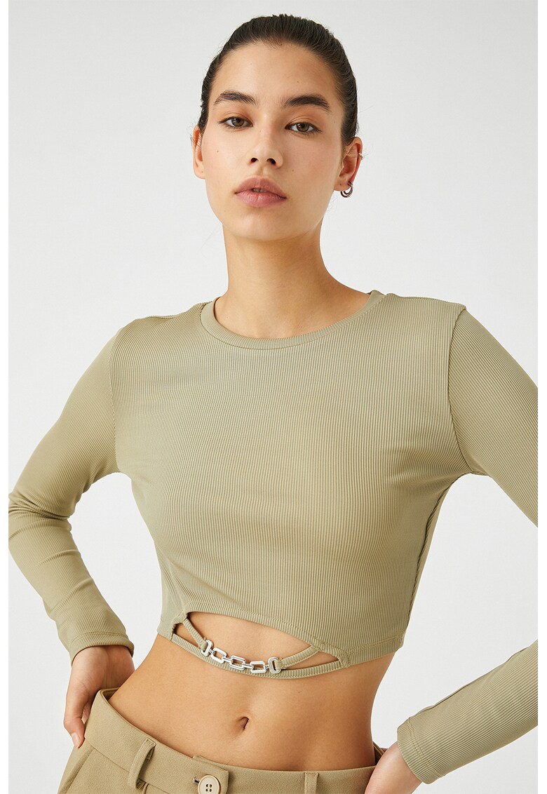 Bluza crop striata cu detaliu cu lant