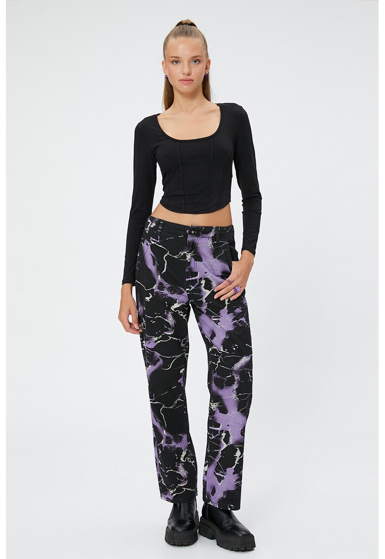 Bluza crop cu decolteu adanc