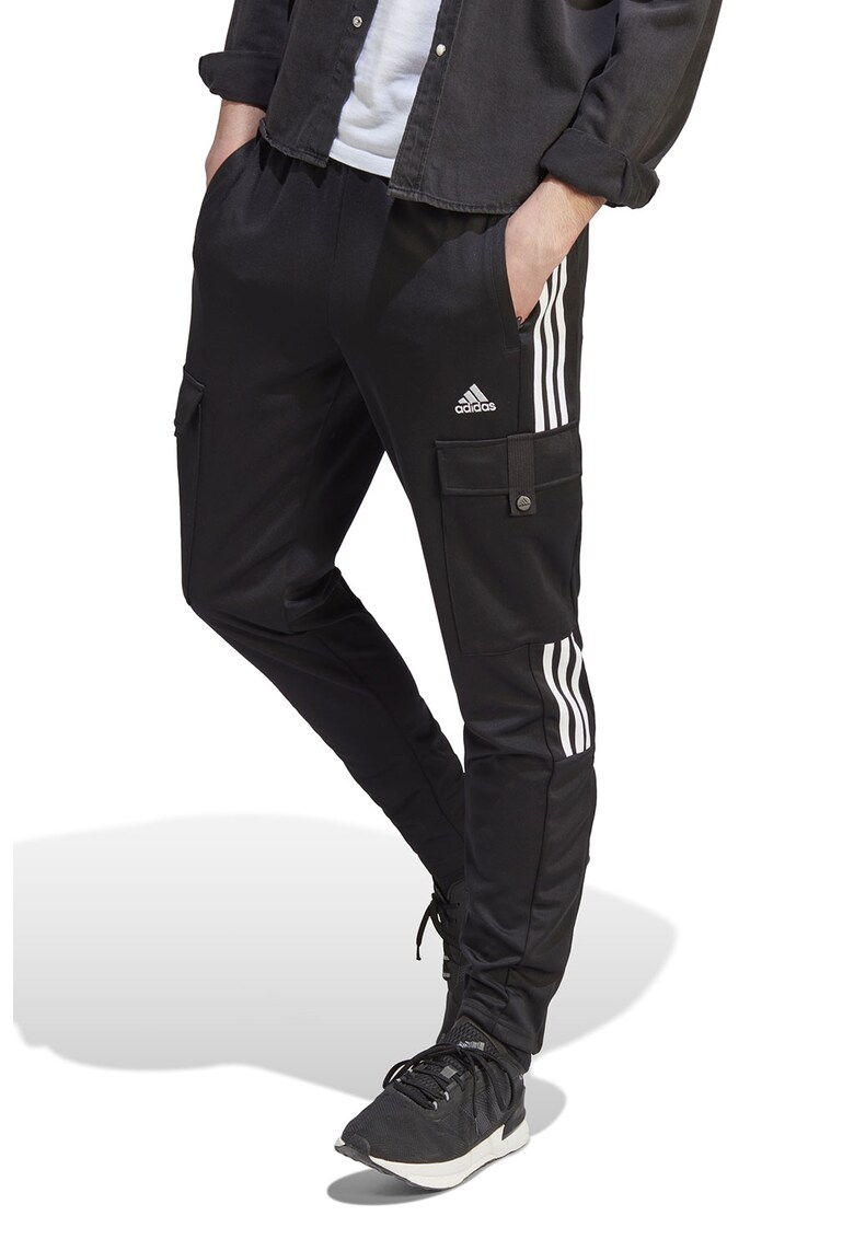 Pantaloni sport cargo cu logo