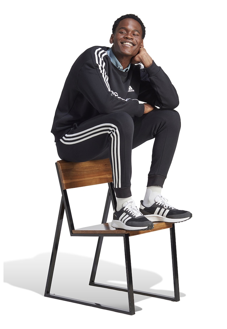 Pantaloni sport cu talie ajustabila