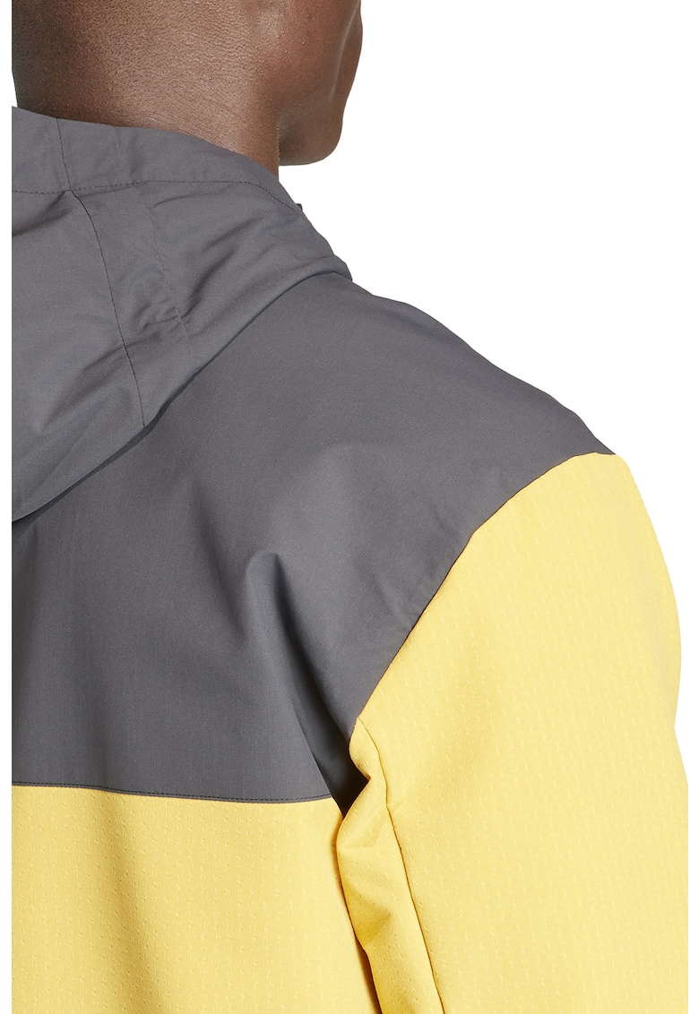 Jacheta cu model colorblock pentru alergare