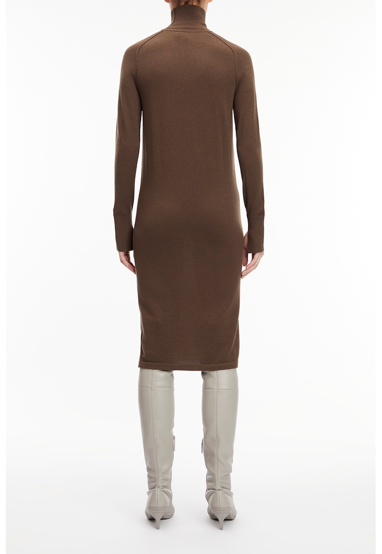 Rochie midi de lana cu guler inalt
