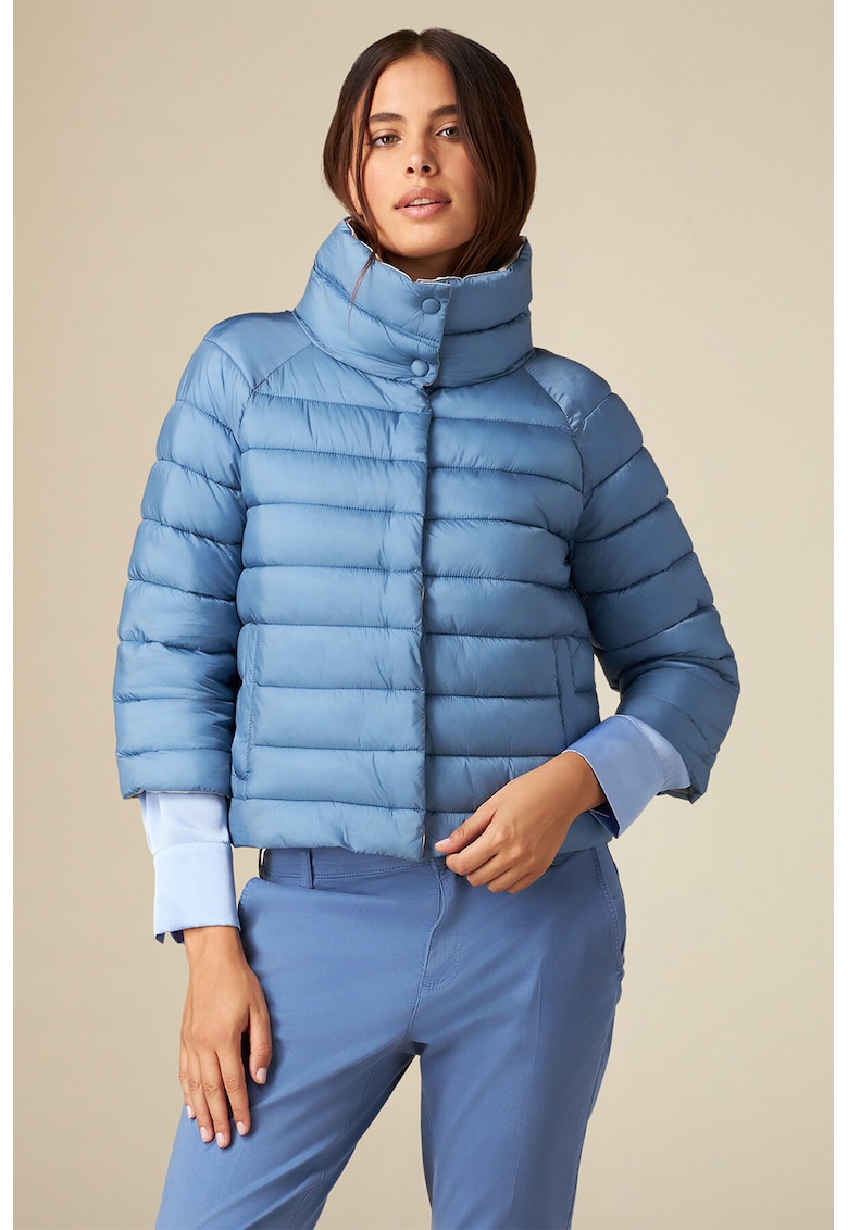 Geaca matlasata cu maneci raglan