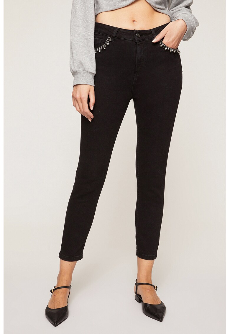 Blugi skinny cu strasuri