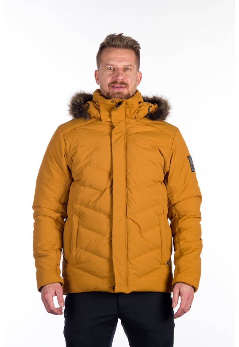 Geaca matlasata cu gluga detasabila