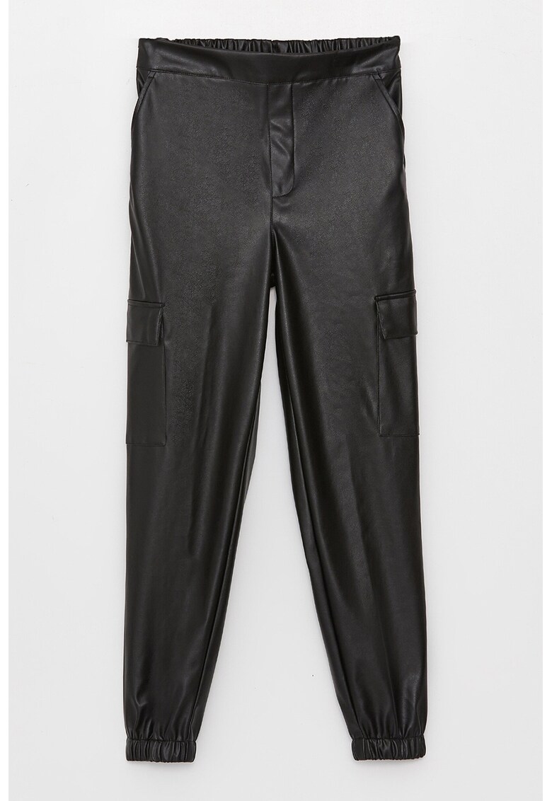 Pantaloni cargo de piele ecologica