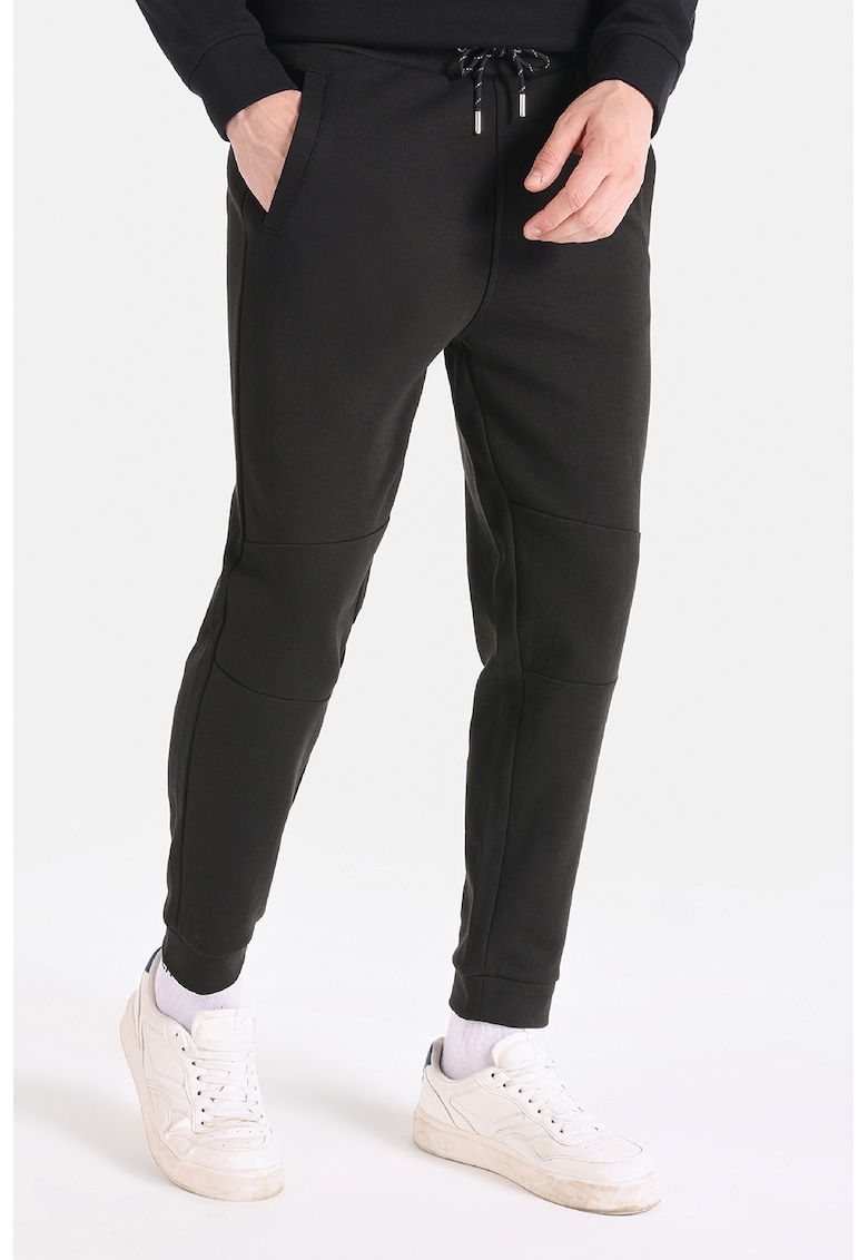 Pantaloni sport cu snur in talie