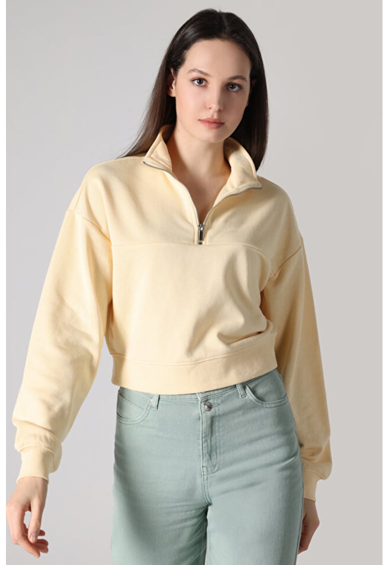 Bluza sport crop cu maneci cazute