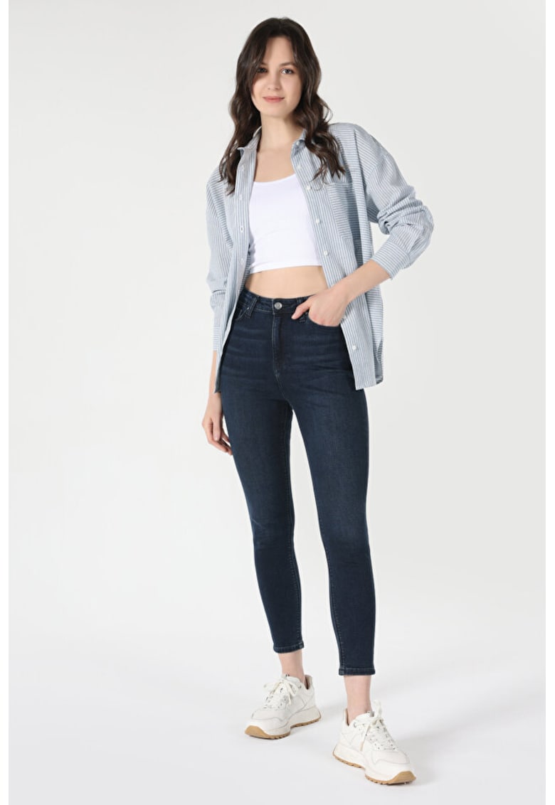 Blugi crop cu talie inalta1