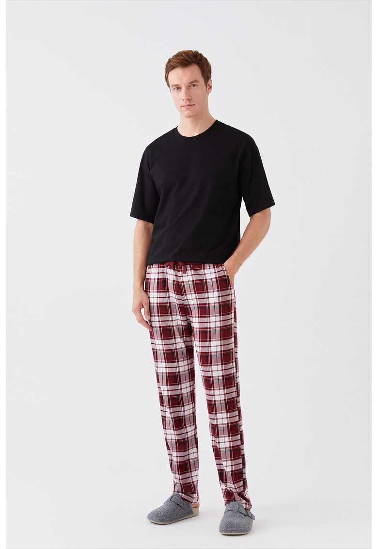 Pantaloni de pijama cu model in carouri