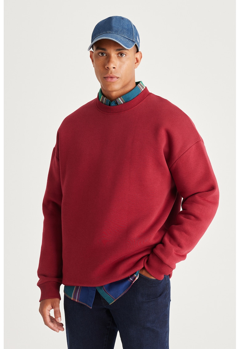 Bluza de trening cu maneci cazute si decolteu la baza gatului