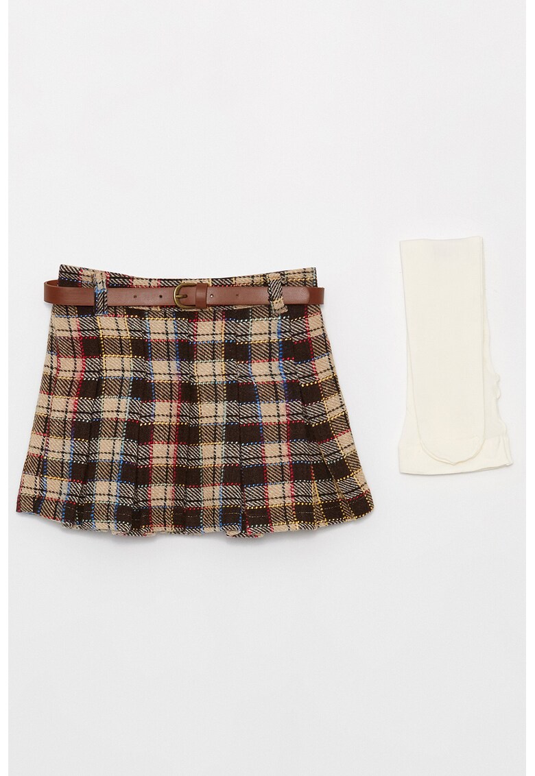 Set de fusta cu pliuri si dres
