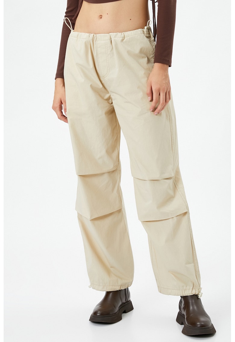 Pantaloni relaxed fit cu snururi pentru ajustare